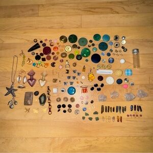 Trinkets + Craft Lot
